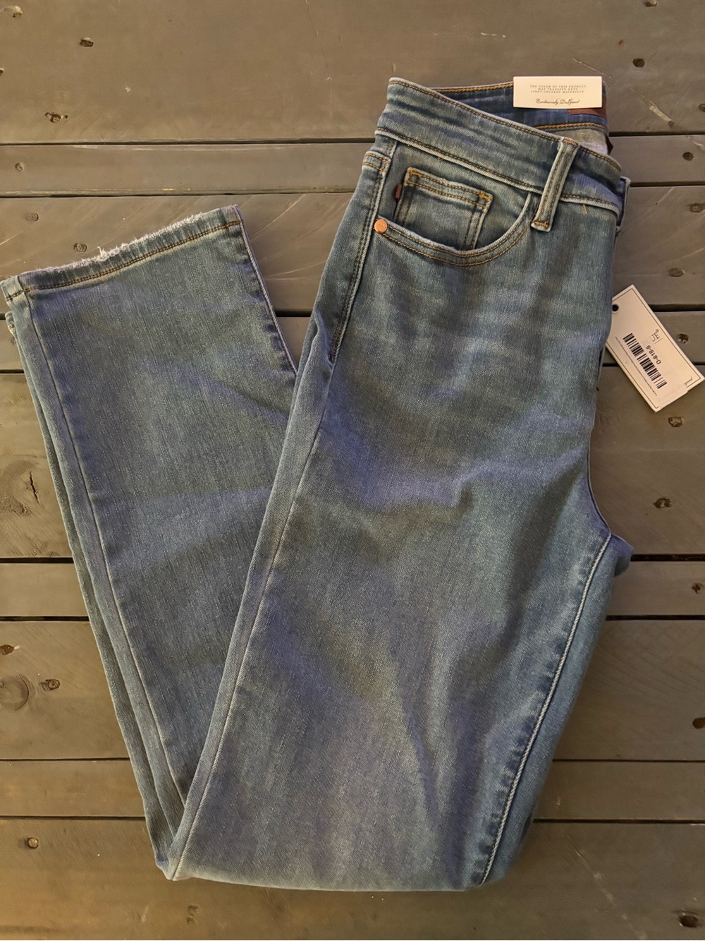 NWT Judy Blue Medium Blue High-Waist Straight Fit Jeans 27 (Waist 28” Inseam 28”